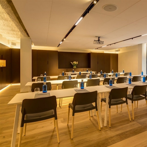 Balmes Meeting Room